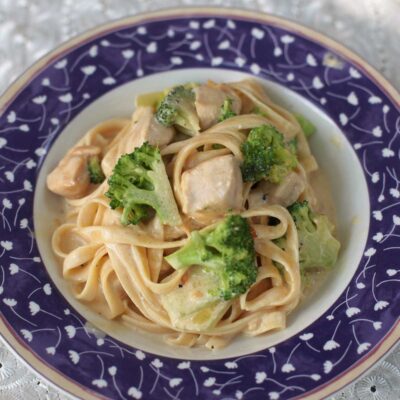 Chicken and broccoli pasta with garlic butter cream sauce