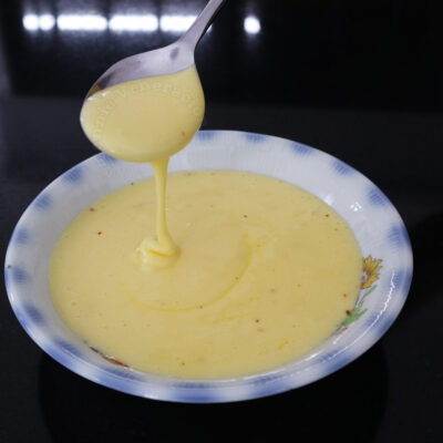 Hollandaise sauce