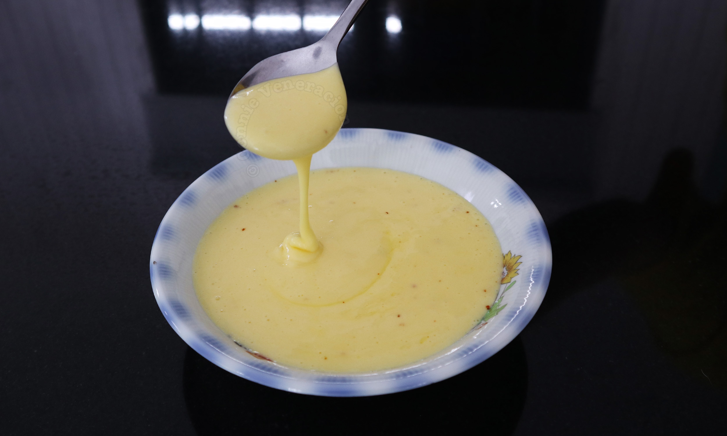 Hollandaise sauce