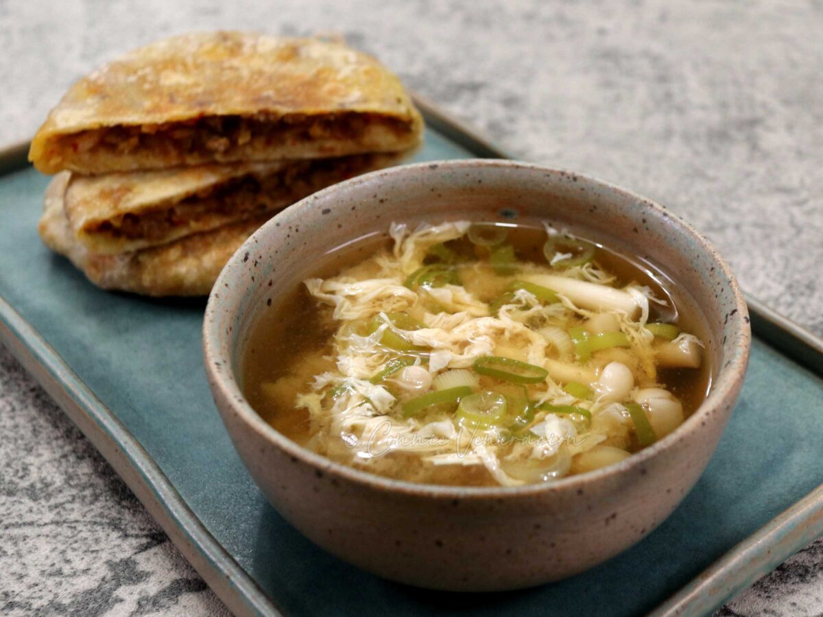 Mushroom miso egg drop soup