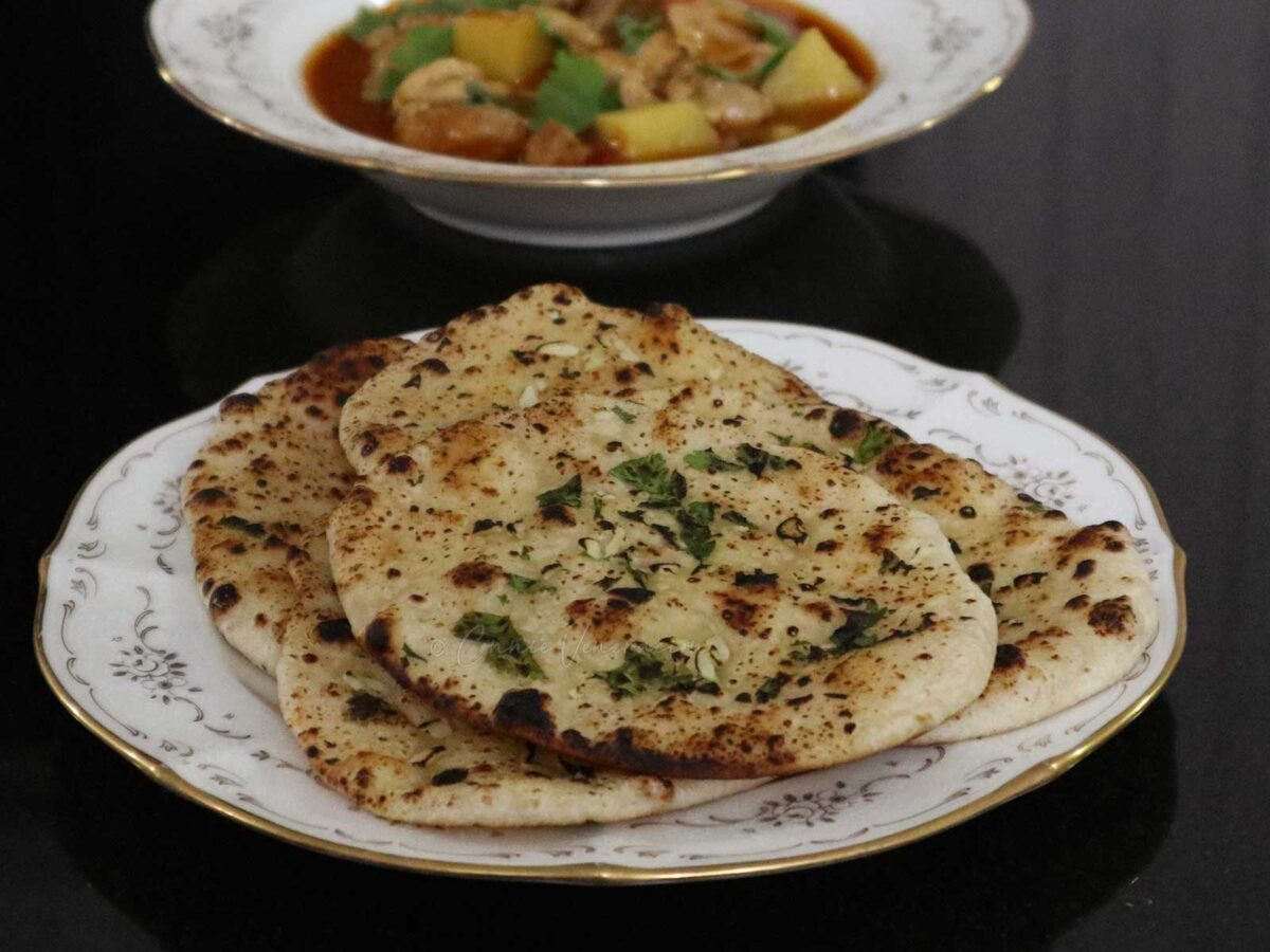 Garlic naan