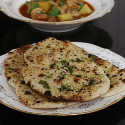 Garlic naan