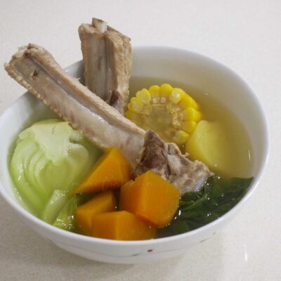 Pork ribs and vegetable soup (nilagang tadyang ng baboy)