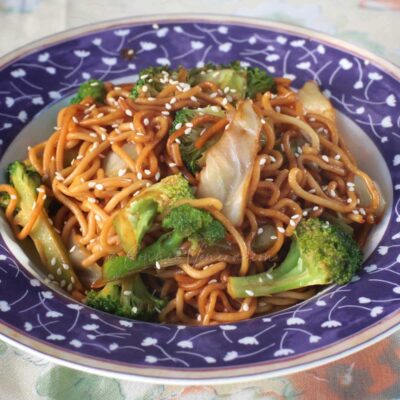 Mazemen with broccoli and cabbage