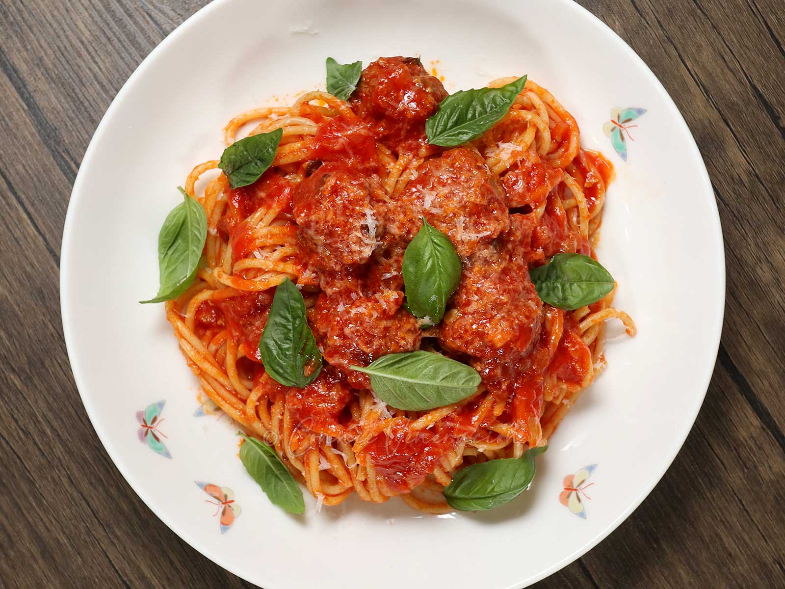 Spaghetti and meatballs