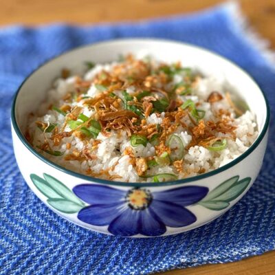 Fried rice (sinangag) with fried shallots and garlic, and sliced scallions