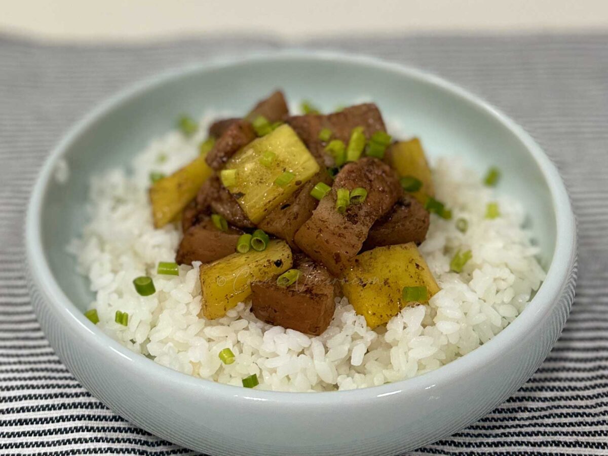 Balsamic pork and pineapple adobo