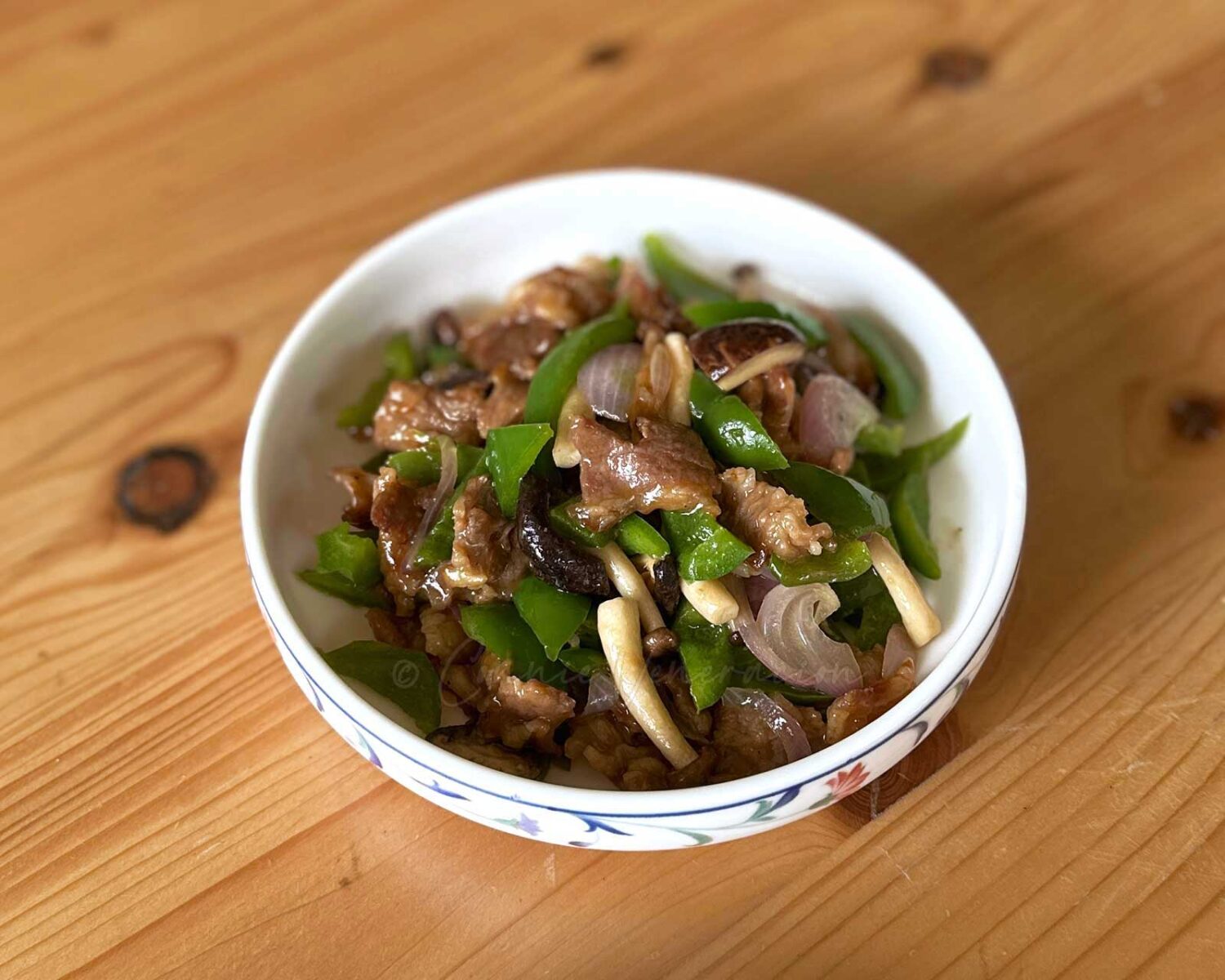 Beef, mushrooms and pepper stir fry