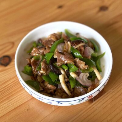 Beef, mushrooms and pepper stir fry