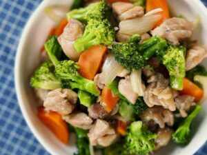Easy chicken and broccoli stir fry