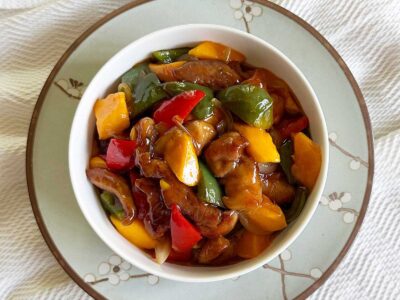 Pork, pepper and mango stir fry