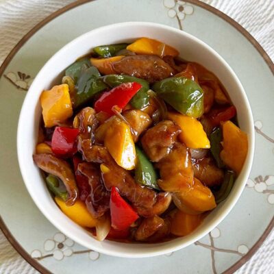 Pork, pepper and mango stir fry