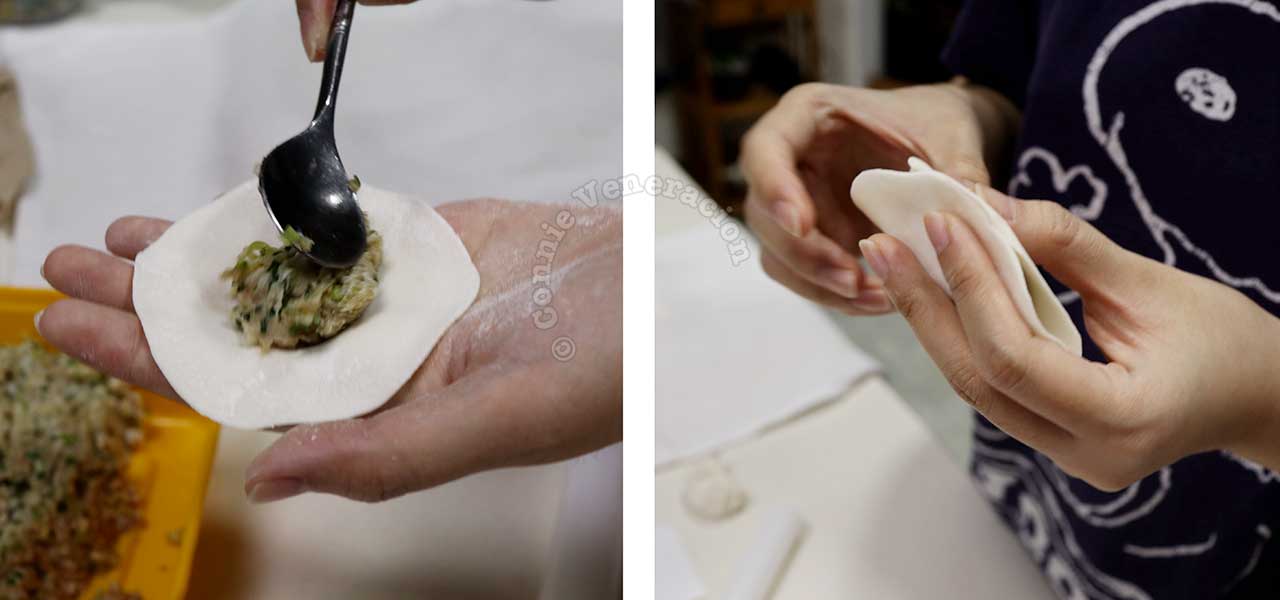 Filling gyoza wrapper