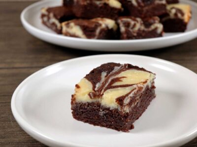 Cheesecake brownies