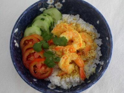 20-minute shrimp curry rice bowl
