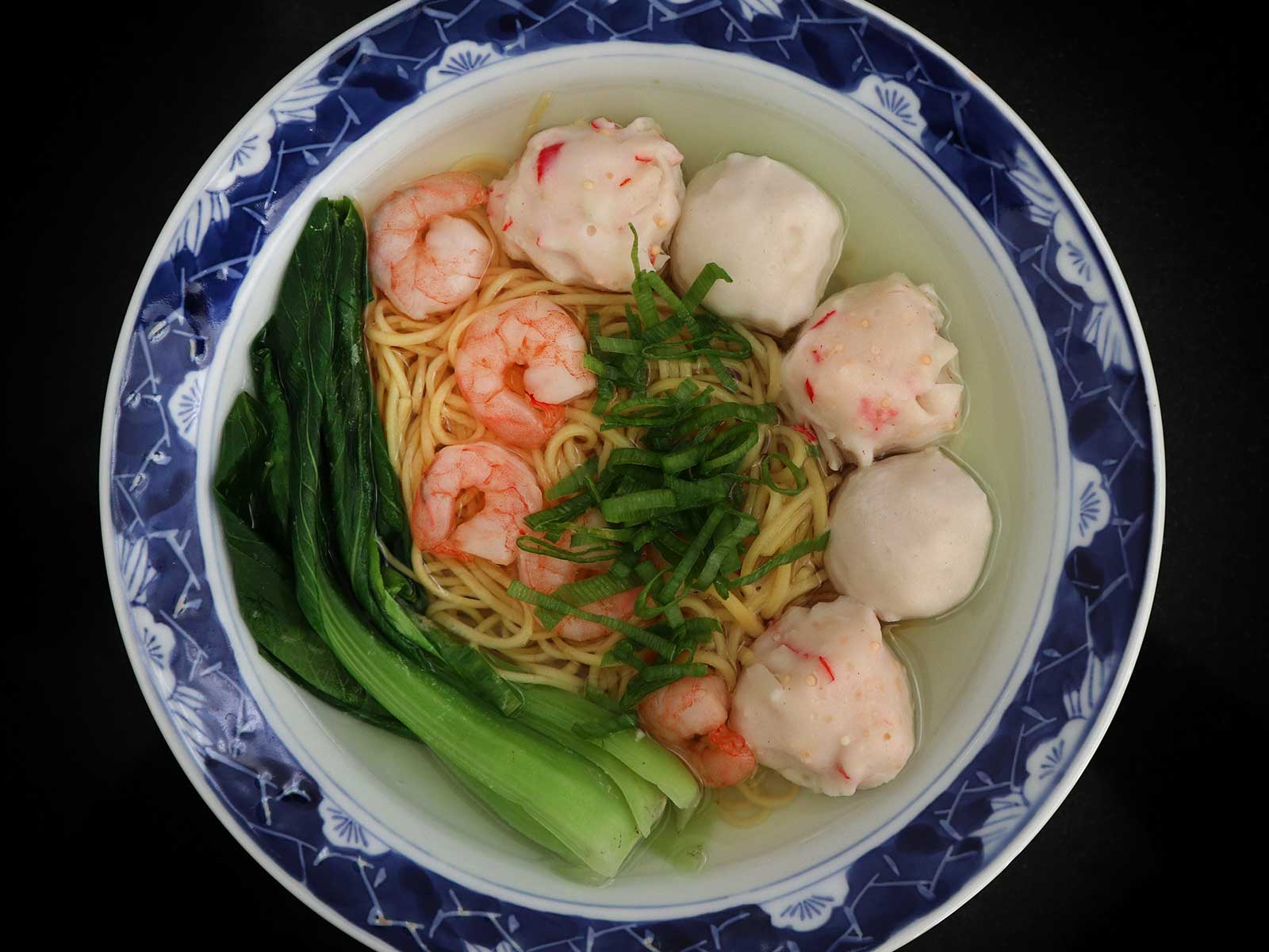 Shrimp and fish ball ramen