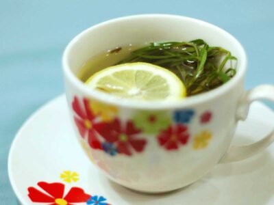 Tarragon and lemon brew