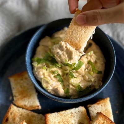 Cream cheese, sun-dried tomatoes, garlic and scallion dip