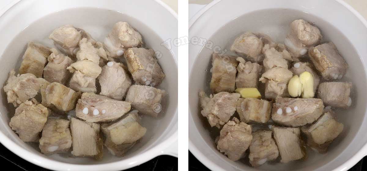 Adding water to rinsed parboiled pork bones