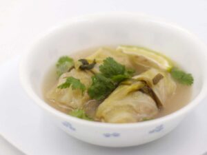 Thai cabbage rolls
