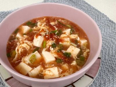 Tofu and tomato egg drop soup