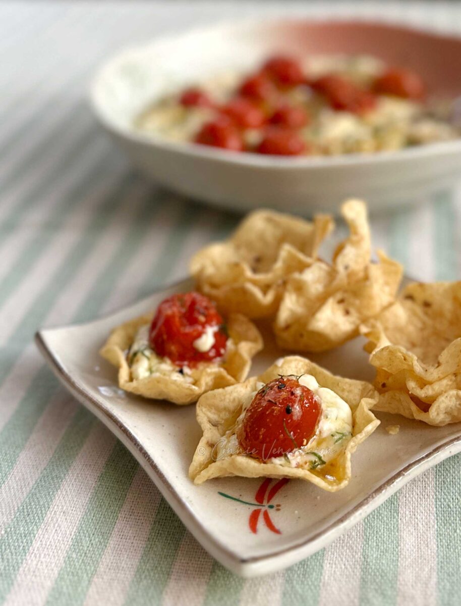 Cream cheese and roasted tomatoes dip