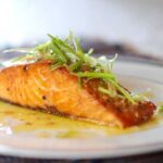 Pan-grilled salmon with lemon-butter-garlic sauce