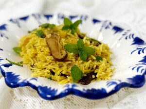 Mushroom and rice curry