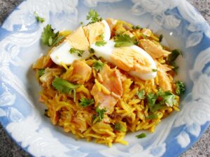 Kedgeree-inspired salmon and curry rice