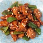 Fried chicken with sticky chili sauce