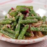 Green beans with sesame dressing
