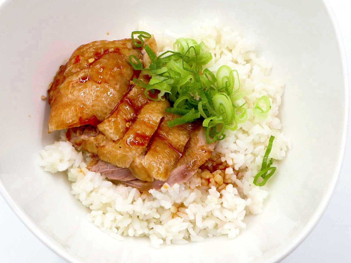 Roast duck breast with spicy sweet sour sauce