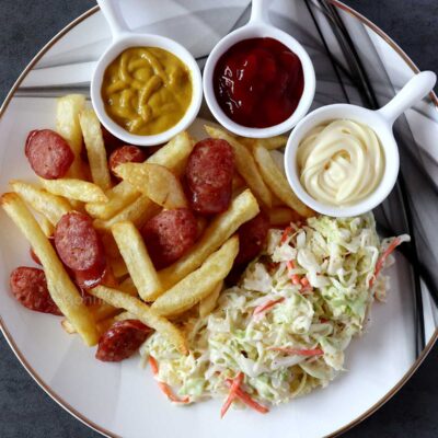 Salchipapas