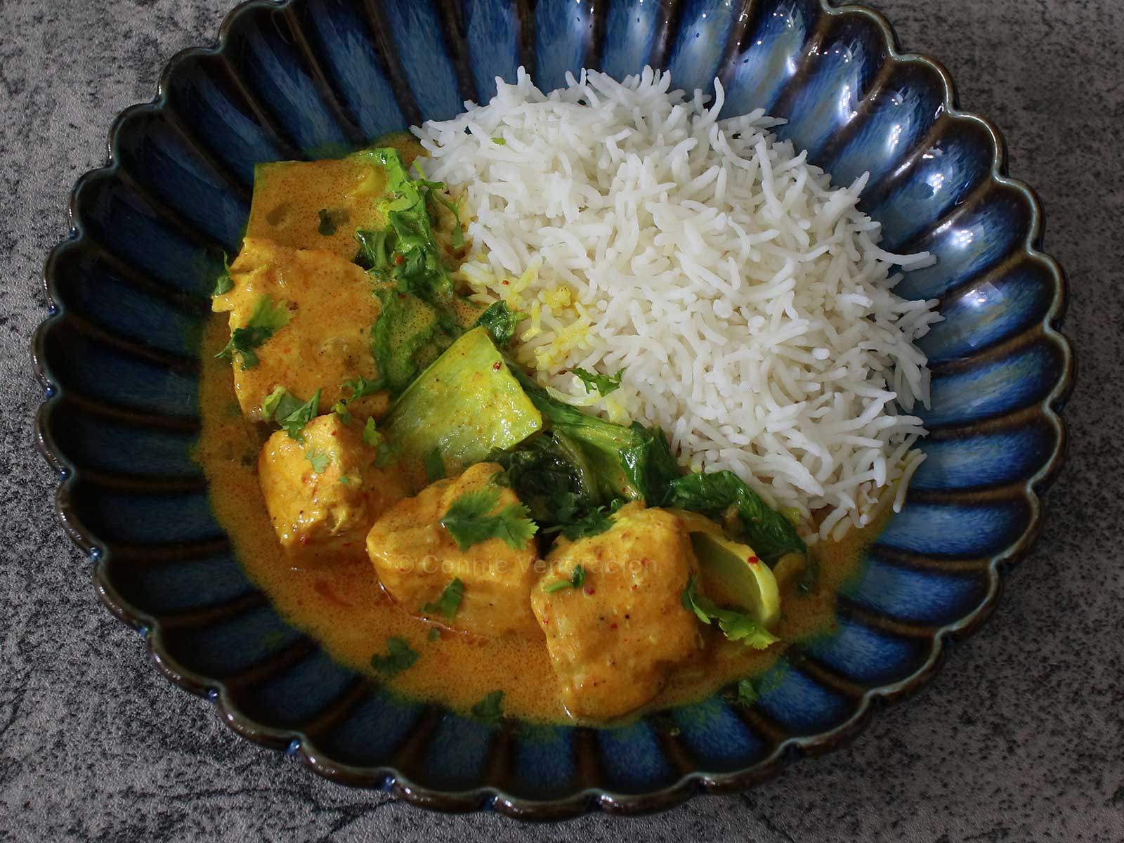 Salmon curry rice bowl