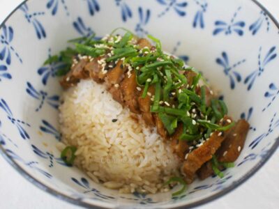 Soy ginger beef rice bowl