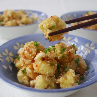 Crispy cauliflower with chili lemon sauce