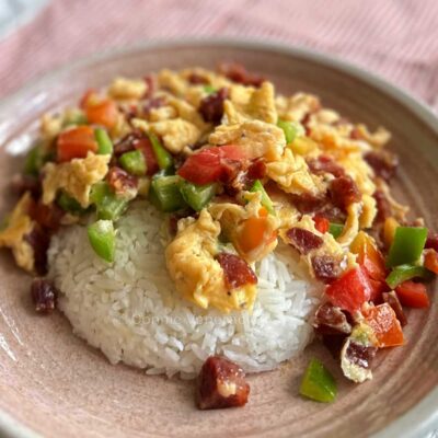 Scrambled eggs with Chinese sausage and vegetables