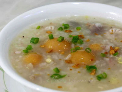 Chicken arroz caldo with immature chicken eggs