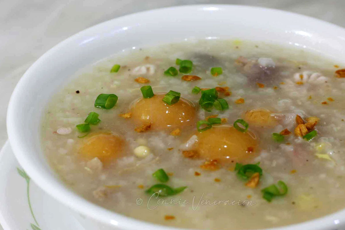 Chicken arroz caldo with immature chicken eggs