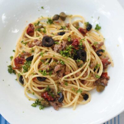 Lamb, lemon and garlic spaghetti