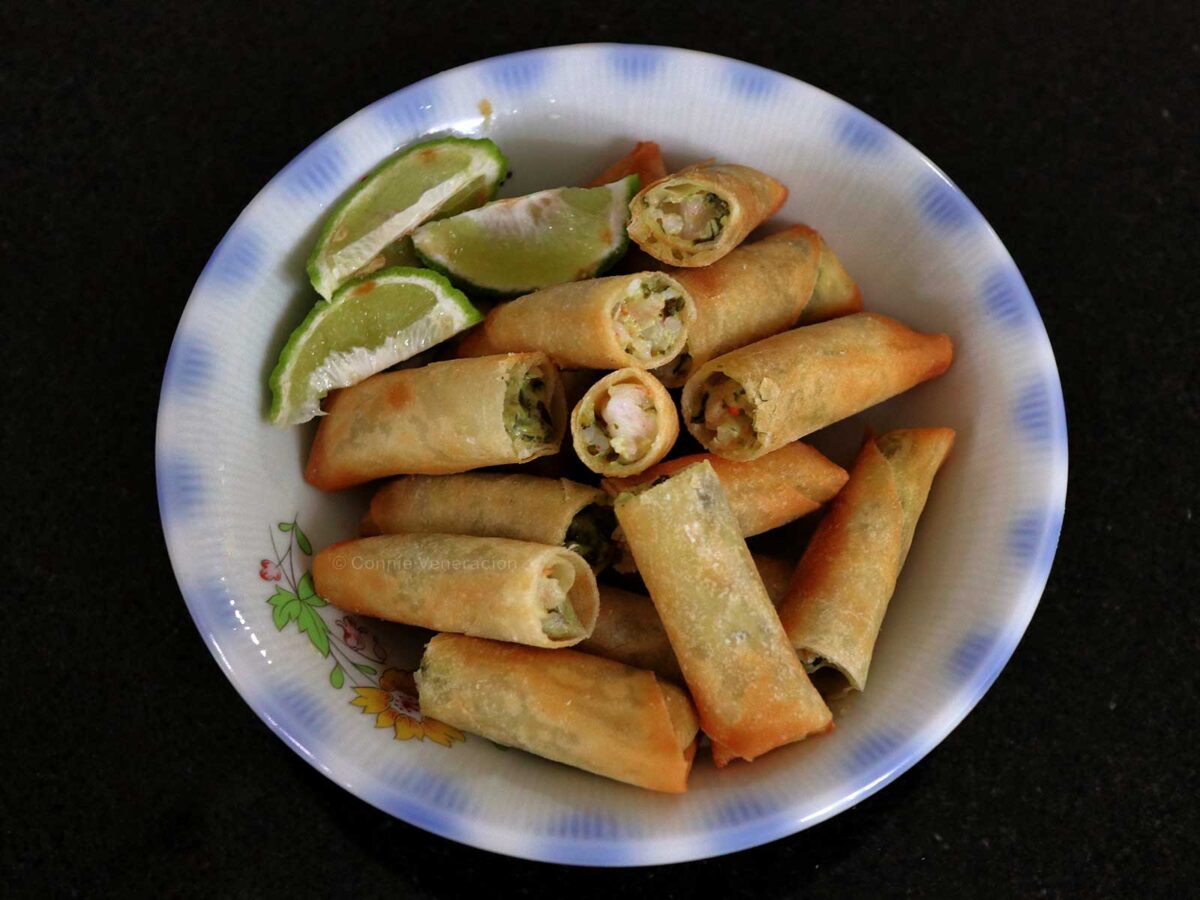 Shrimp, spinach and cheese spring rolls