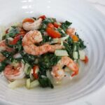 Sauteed shrimps and bok choy