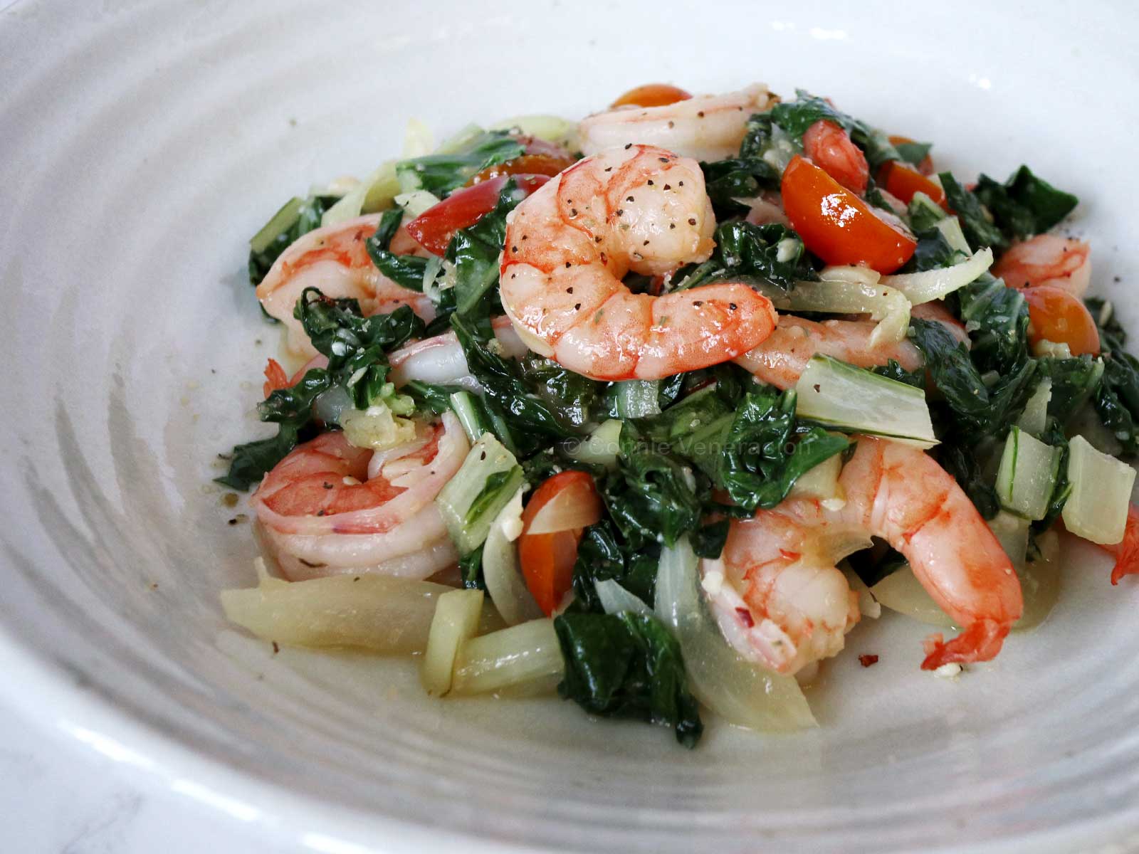 Sauteed shrimps and bok choy