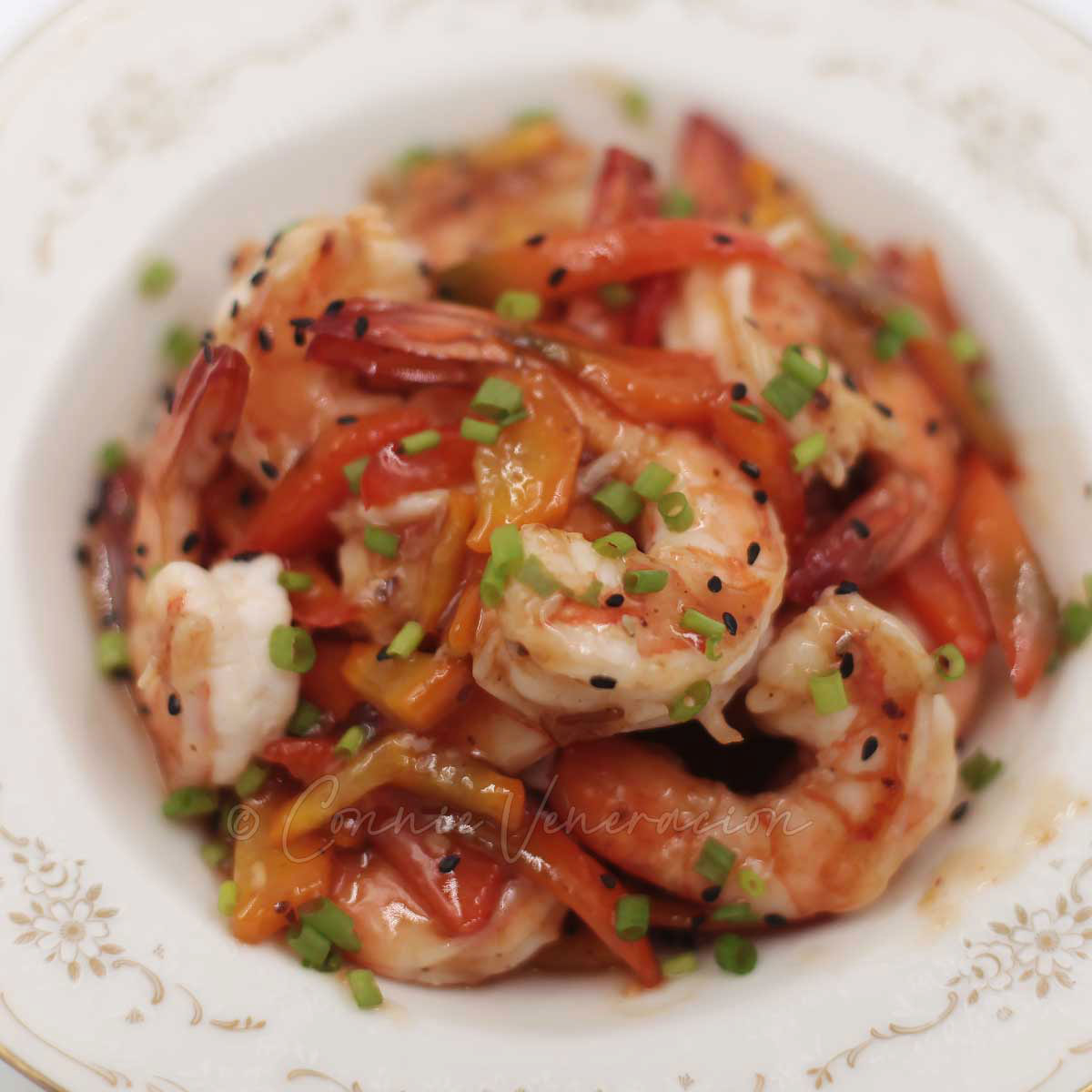 Shrimps with plum sauce
