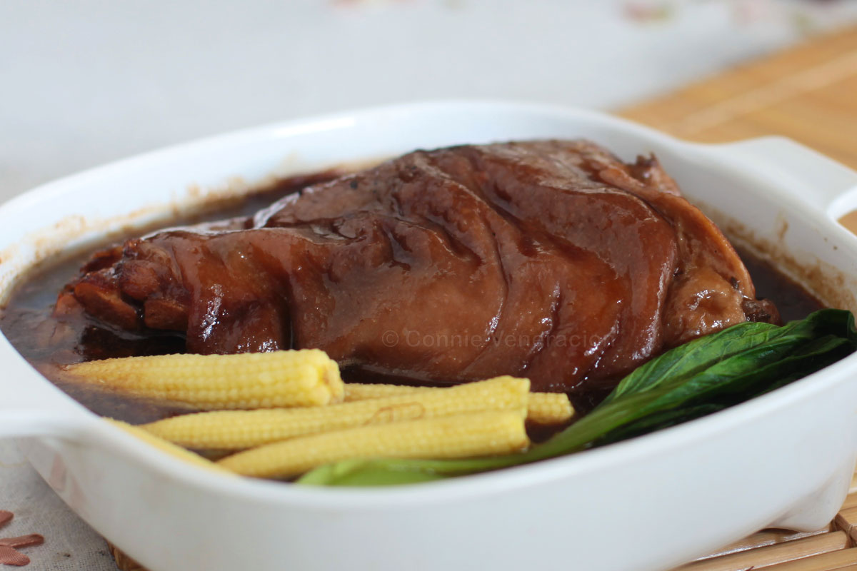 Chinese braised pork hock