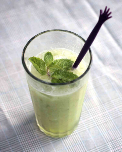Cucumber and mint smoothie