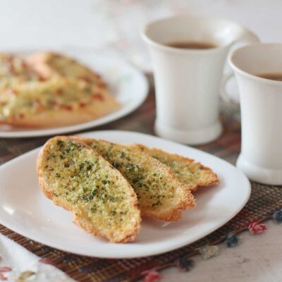 Garlic and herb toast