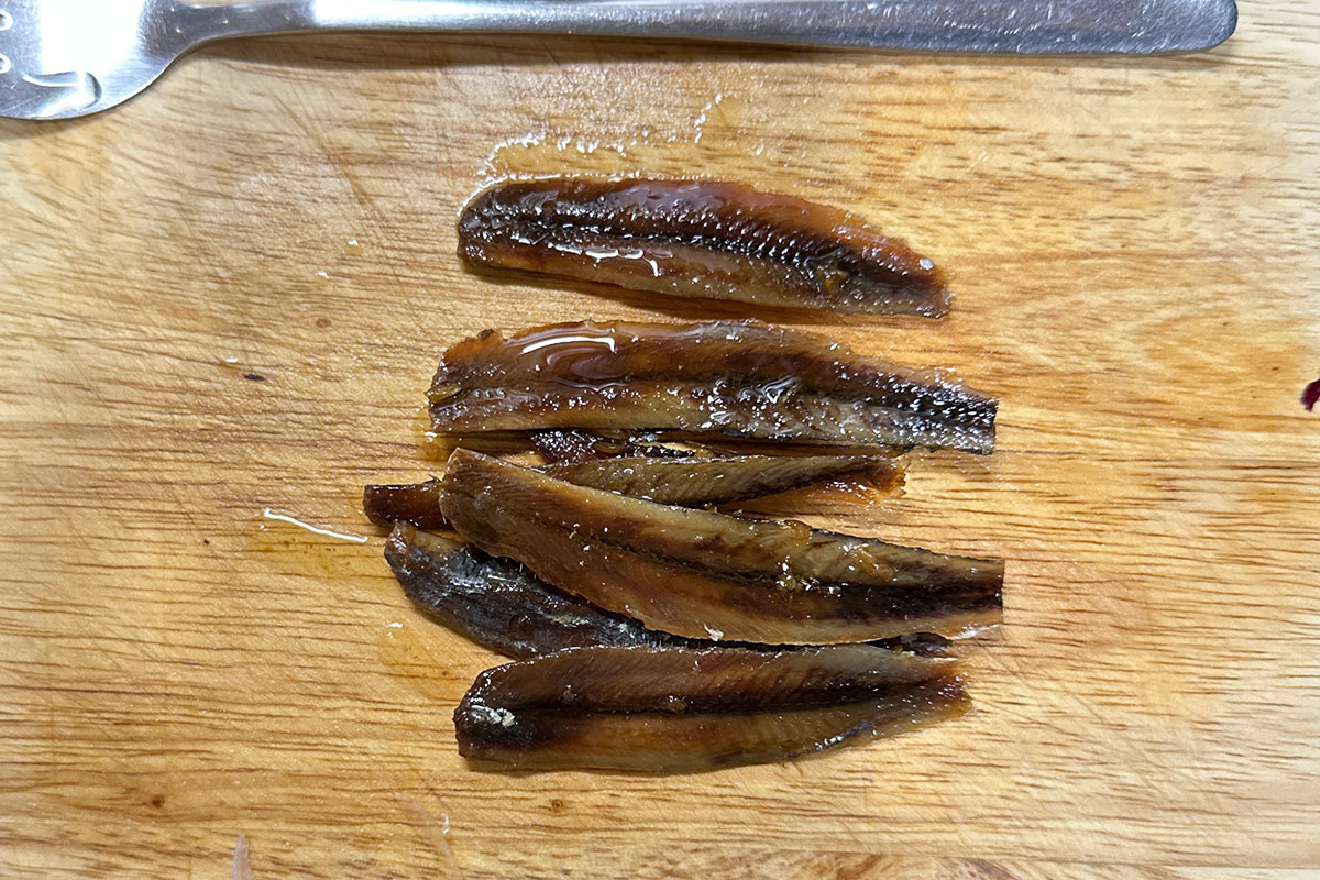 Fillets of salted dried fish (tuyo)