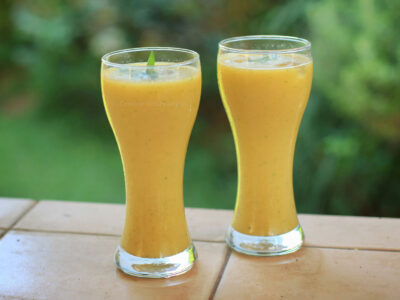 Mango cucumber and mint smoothie