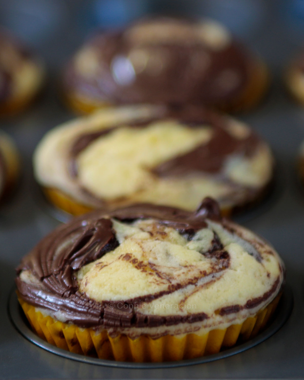 Self-frosting Nutella cupcakes